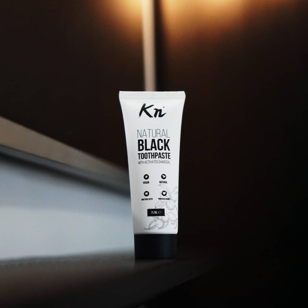 Karbonoir fekete fogkrém2